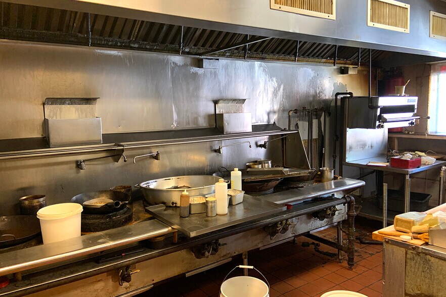 More Photos Of 222 Malcolm X Blvd, Brooklyn Storefront Retail Residential For Lease