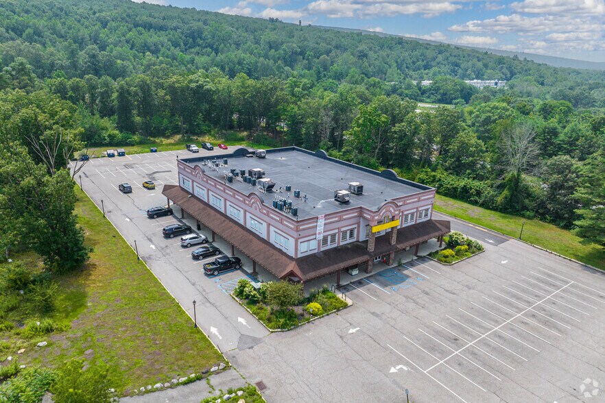 More Photos Of 22 US Highway 6, Port Jervis General Retail For Lease