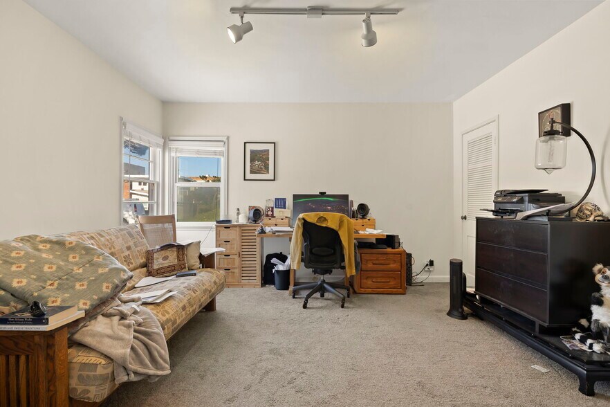 More Photos Of 3025 Ocean Dr, Oxnard Apartments For Sale