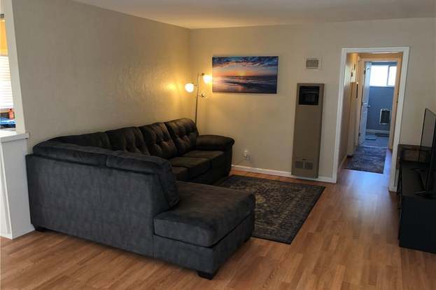 More Photos Of 2649 N Beachwood Dr, Los Angeles Apartments For Sale