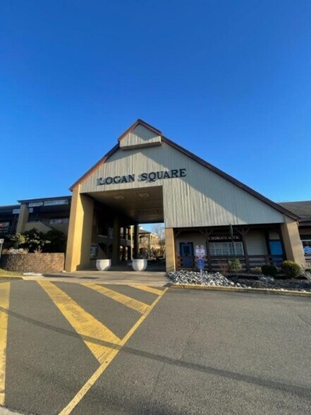 More Photos Of 6550 Lower York Rd, New Hope General Retail For Sale