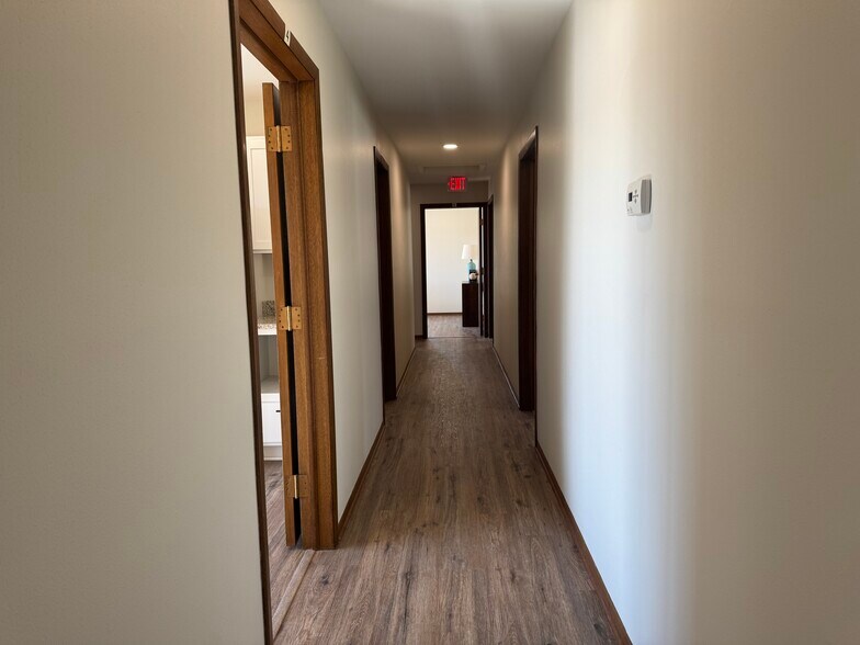 More Photos Of 2722 N 21st St, Sheboygan Office For Sale