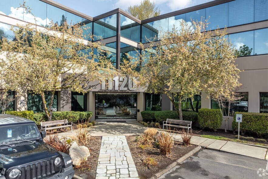 More Photos Of 11120 NE 33rd Pl, Bellevue Office For Lease