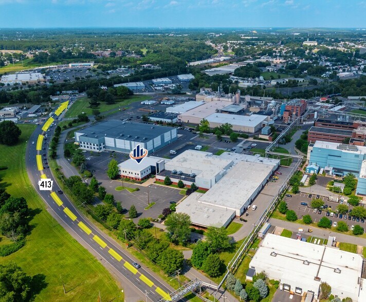 More Photos Of 310 George Patterson Blvd, Bristol Office For Sale