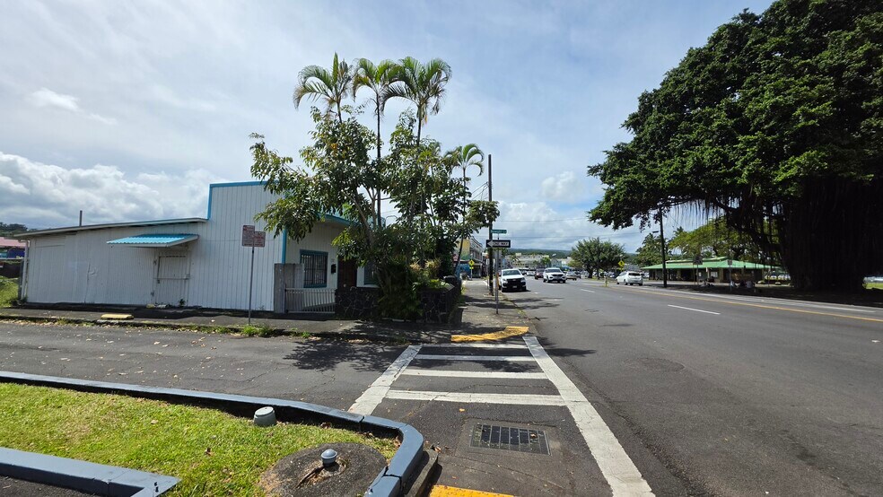 More Photos Of 374 Kamehameha Ave, Hilo Storefront For Sale