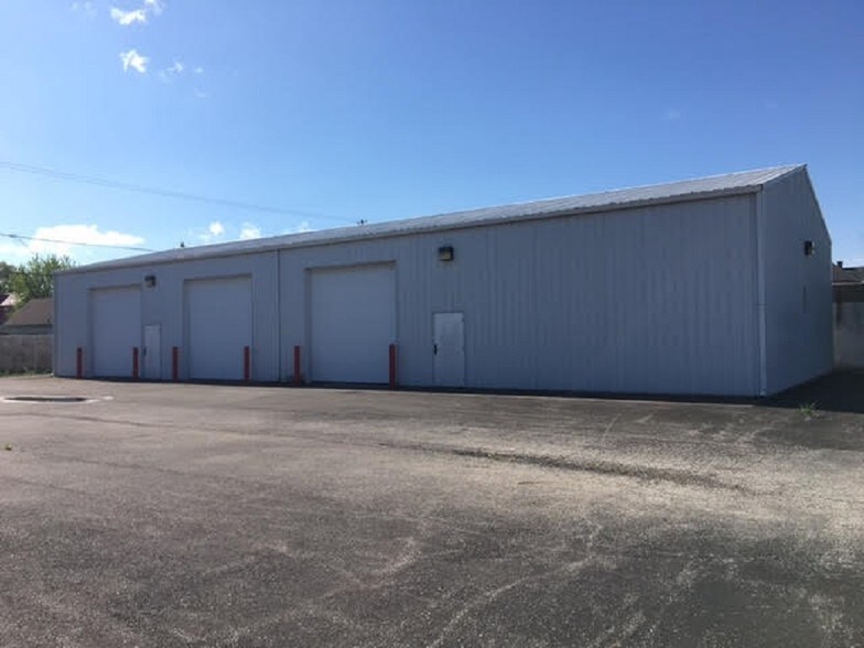More Photos Of 241 S State Ave, Indianapolis Warehouse For Sale