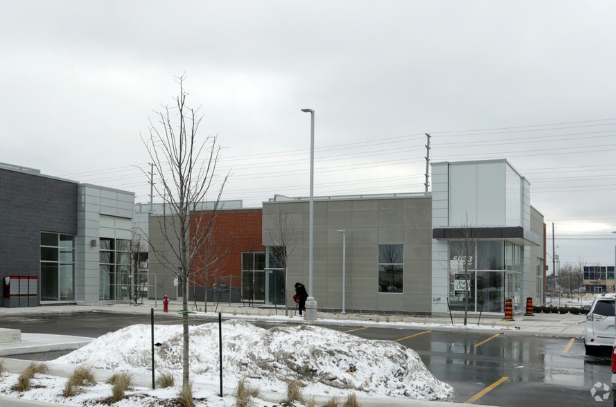 More Photos Of 5027 Spectrum Way, Mississauga Unknown For Lease