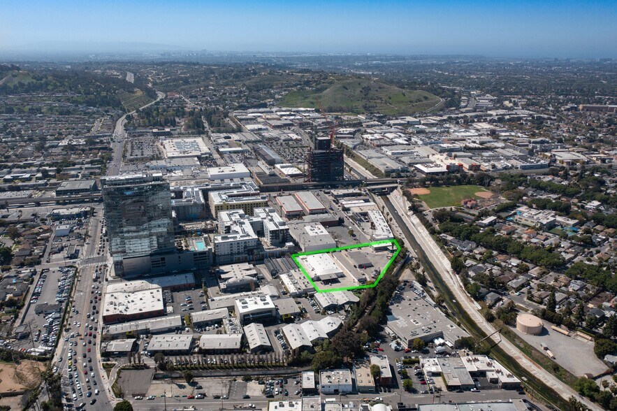 More Photos Of 3249 S La Cienega Blvd, Culver City Unknown For Lease