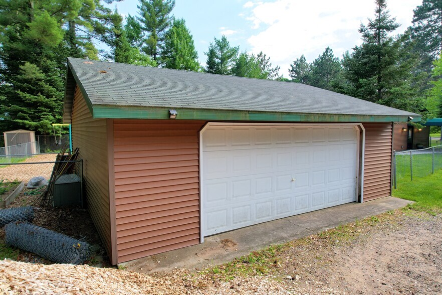 More Photos Of 564 State Highway 155, Saint Germain Schools For Sale