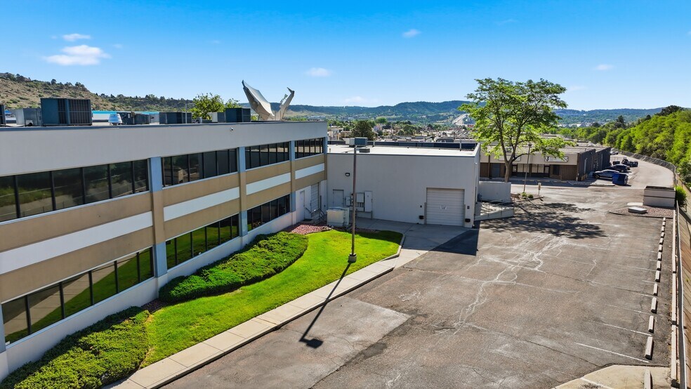 More Photos Of 1065 W Garden Of The Gods Rd, Colorado Springs Office For Sale