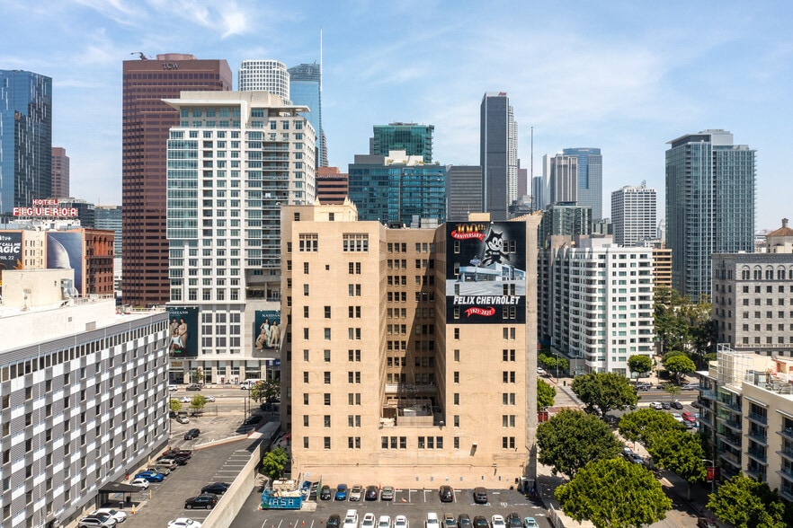 More Photos Of 710-714 W Olympic Blvd, Los Angeles Office For Lease