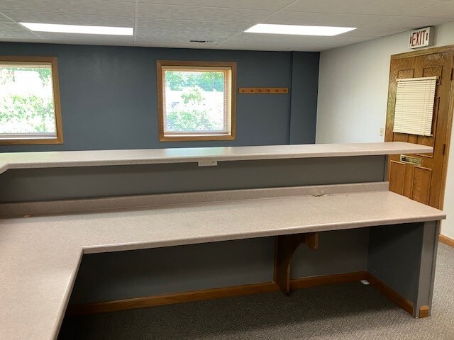 More Photos Of 1305 Chestnut St, West Bend Medical For Lease