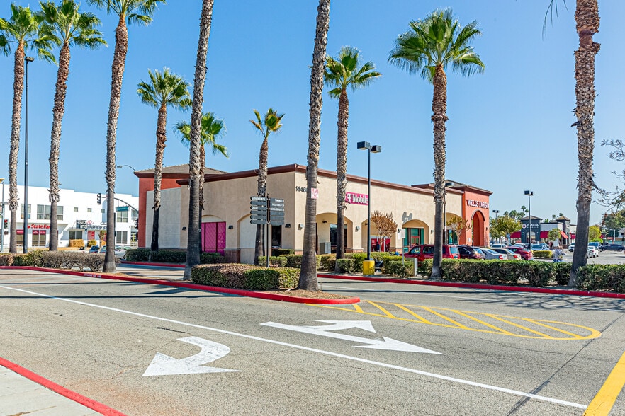 More Photos Of 14460 Merced Ave, Baldwin Park General Retail For Sale