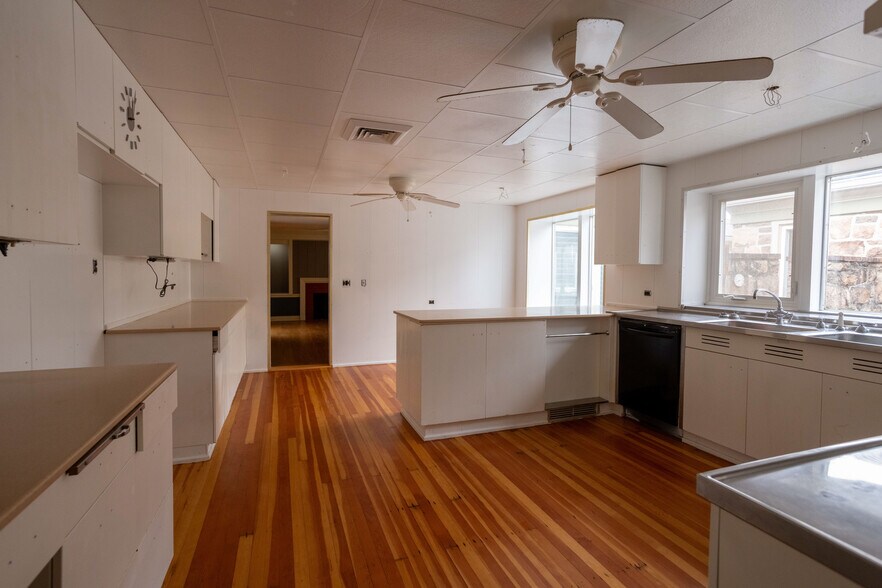 More Photos Of 1207 Flohrs Church Rd, Biglerville Hospitality For Sale