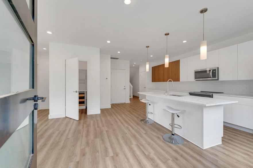 More Photos Of 1107 Nova St, Durham Apartments For Sale