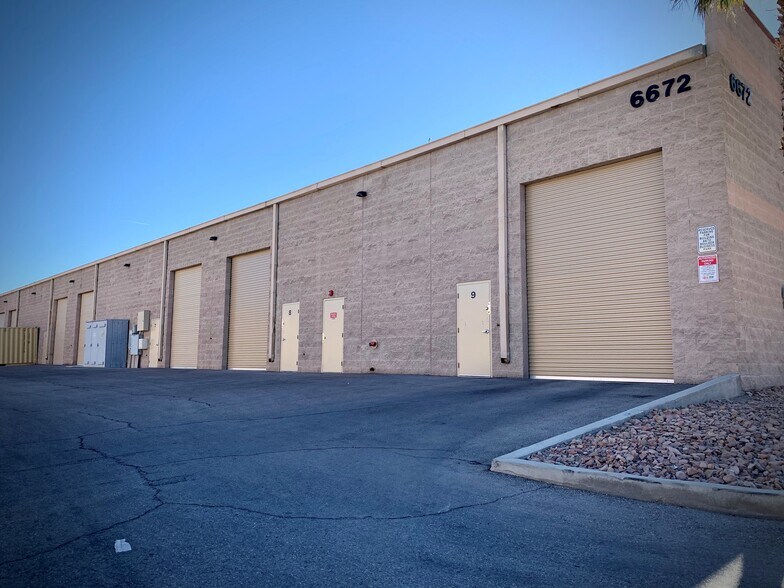 More Photos Of 6672 Boulder Hwy, Las Vegas Industrial For Lease