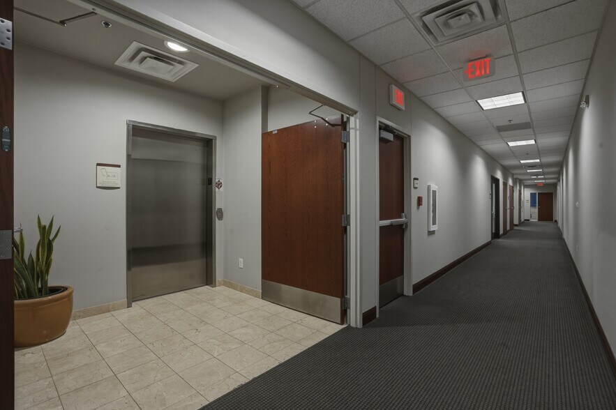 More Photos Of 1125 Legacy Dr, Frisco Office For Lease