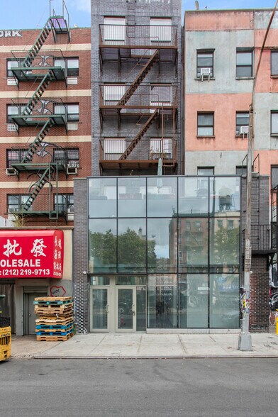 More Photos Of 22 Allen St, New York Apartments For Lease