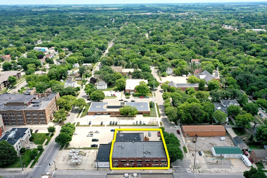 More Photos Of 202 1st St SE, Mason City Office For Lease