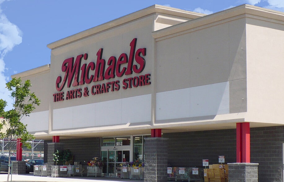 More Photos Of 801-925 18th St N, Brandon Unknown For Lease