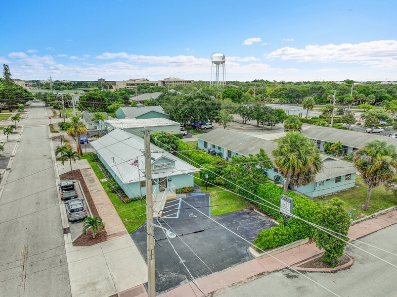 More Photos Of 101 SE Martin Luther King Jr Blvd, Stuart Office For Sale