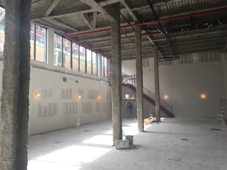 More Photos Of 291 Metropolitan Ave, Brooklyn Apartments For Lease