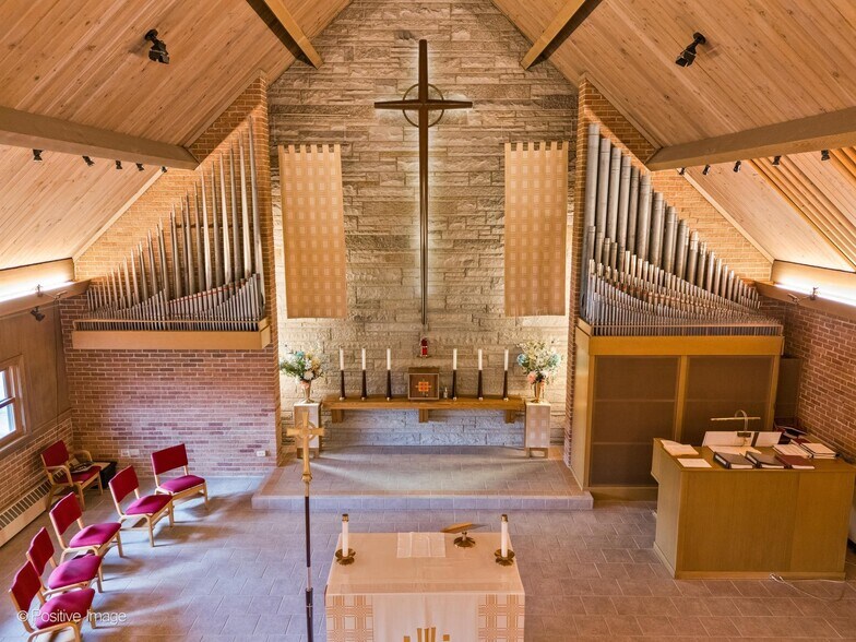 More Photos Of 9000 Kildare Ave, Skokie Specialty For Sale