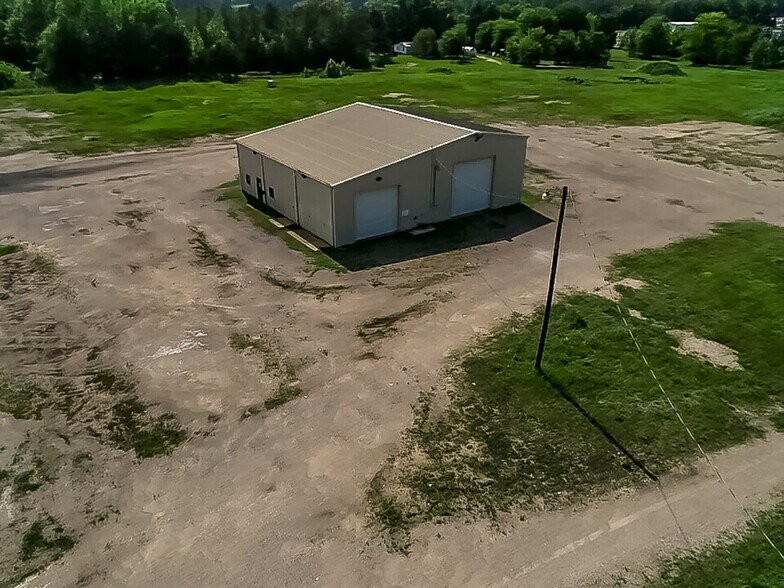 More Photos Of 2617 US Highway 79 N, Carthage Industrial For Sale