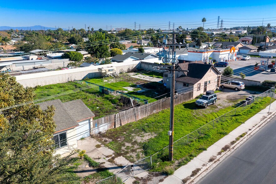 More Photos Of 1230 S Wilmington Ave, Compton Apartments For Sale