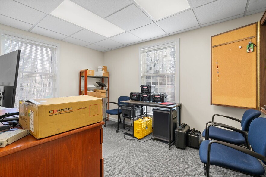 More Photos Of 360 State Route 101, Bedford Office For Sale