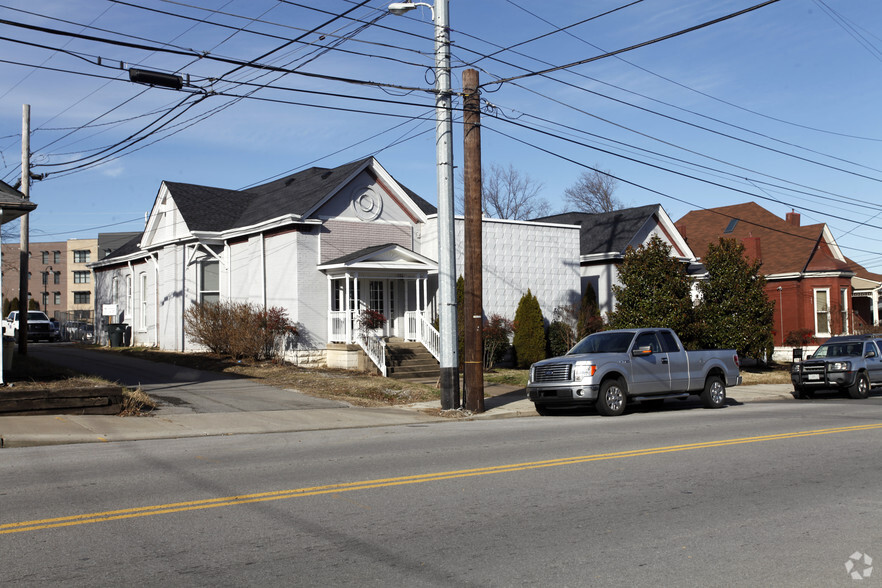 Primary Photo Of 52-54 Lindsley Ave, Nashville Office For Lease