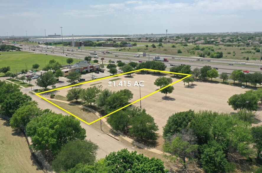 More Photos Of 5900 North Fwy, Fort Worth Land For Sale