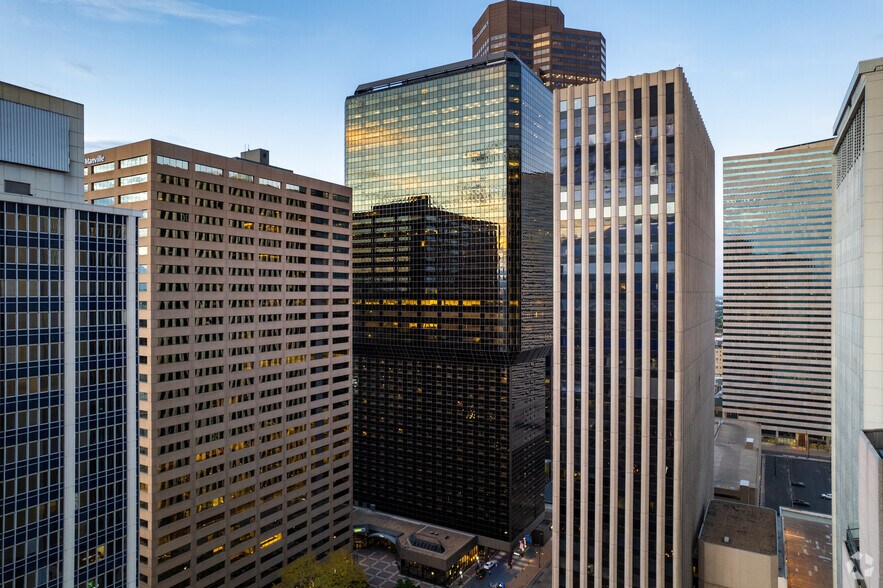 More Photos Of 707 17th St, Denver Office For Lease