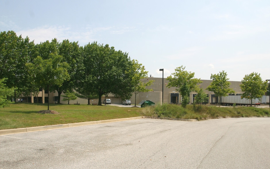 More Photos Of 8611 Larkin Rd, Savage Distribution For Sale