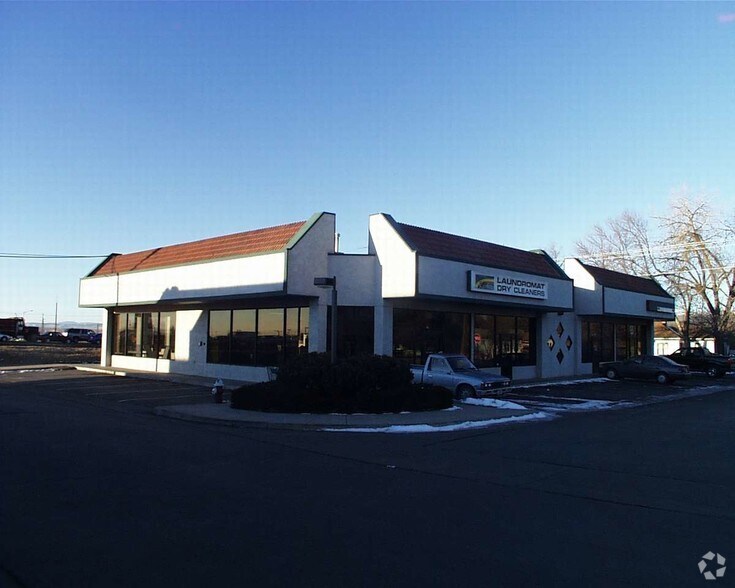 Primary Photo Of 340 Lashley St, Longmont General Retail For Lease