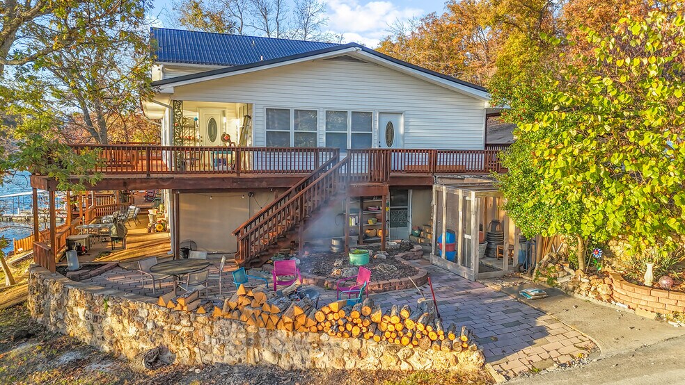 More Photos Of 1117 Dogwood Rd, Lake Ozark Multifamily For Sale