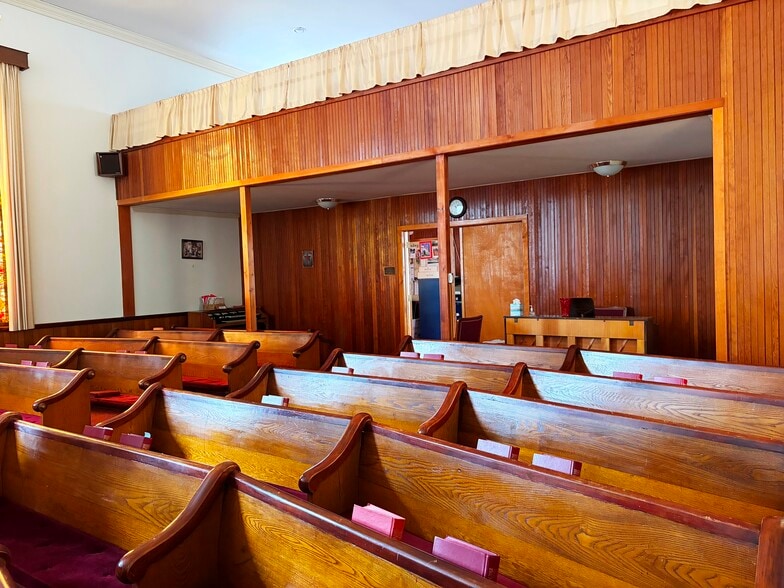 More Photos Of 6367 NY-7, Maryland Religious Facility For Sale