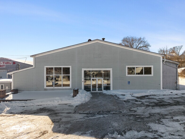 Primary Photo Of 45 Richards Grove Rd, Quaker Hill Service For Sale