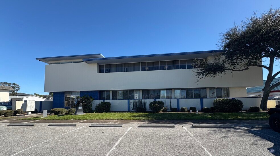 More Photos Of 7980 N Atlantic Ave, Cape Canaveral Office For Sale
