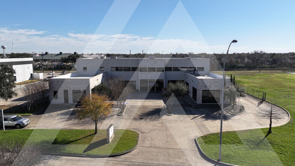 Primary Photo Of 14025 West Rd, Houston Office For Sale