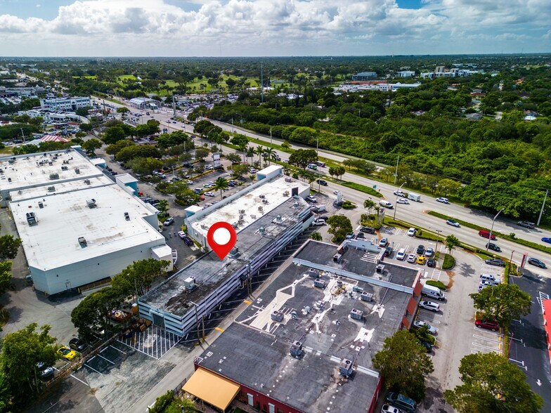 More Photos Of 14951 S Dixie Hwy, Palmetto Bay Freestanding For Sale