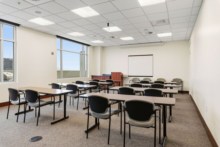 More Photos Of 180 N University Ave, Provo Office For Sale