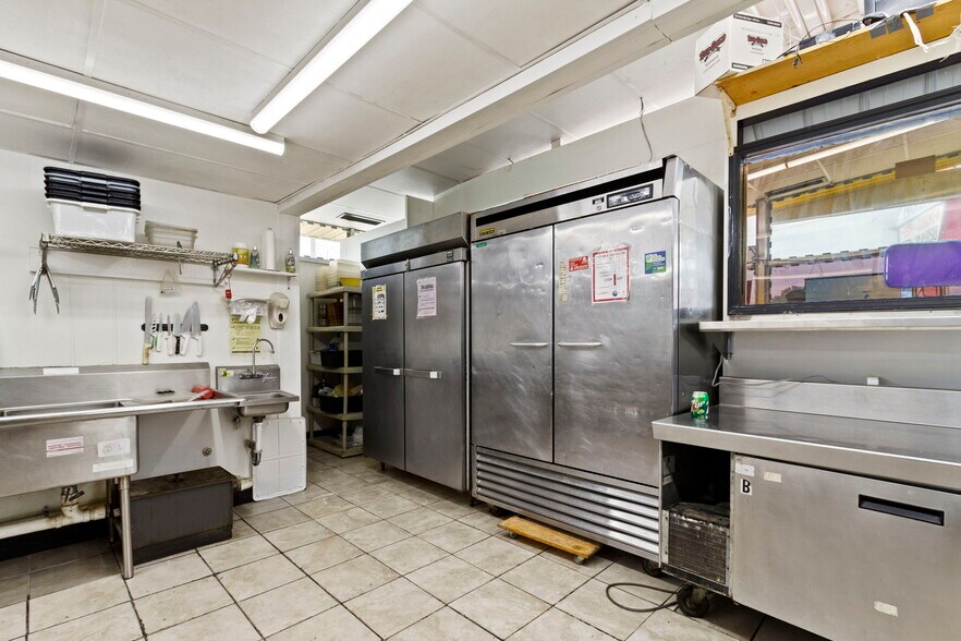 More Photos Of 2407 N Sherman Dr, Indianapolis Restaurant For Sale