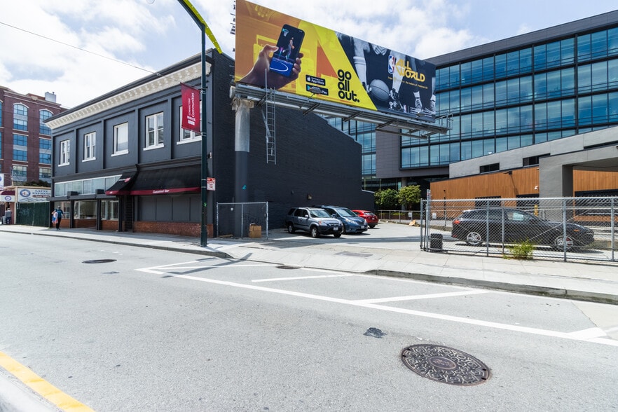 Primary Photo Of 638 4th St, San Francisco Freestanding For Lease