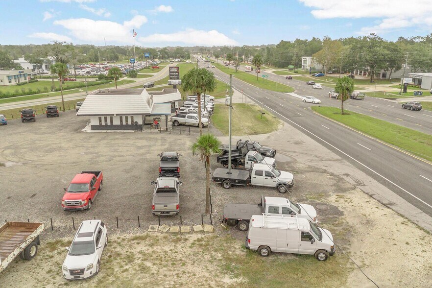 More Photos Of 3000 S Woodland Blvd, Deland Auto Dealership For Sale