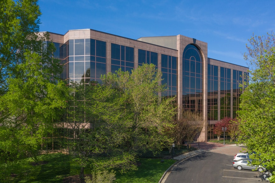 More Photos Of 9030 Stony Point, Richmond Office For Lease