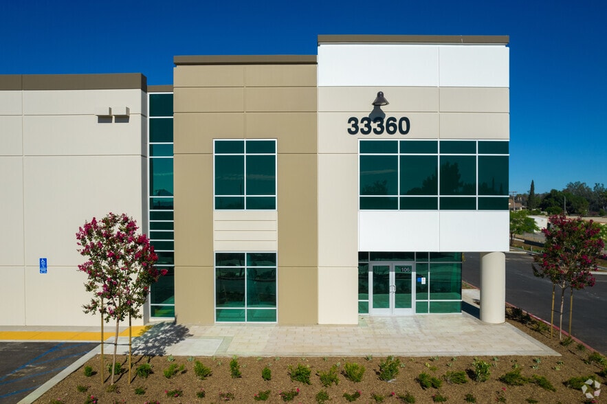 More Photos Of 33360 Zeiders Rd, Menifee Warehouse For Lease