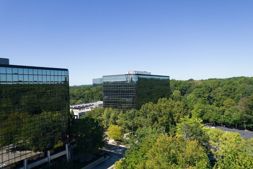 More Photos Of 2635 Century Pky NE, Atlanta Office For Lease