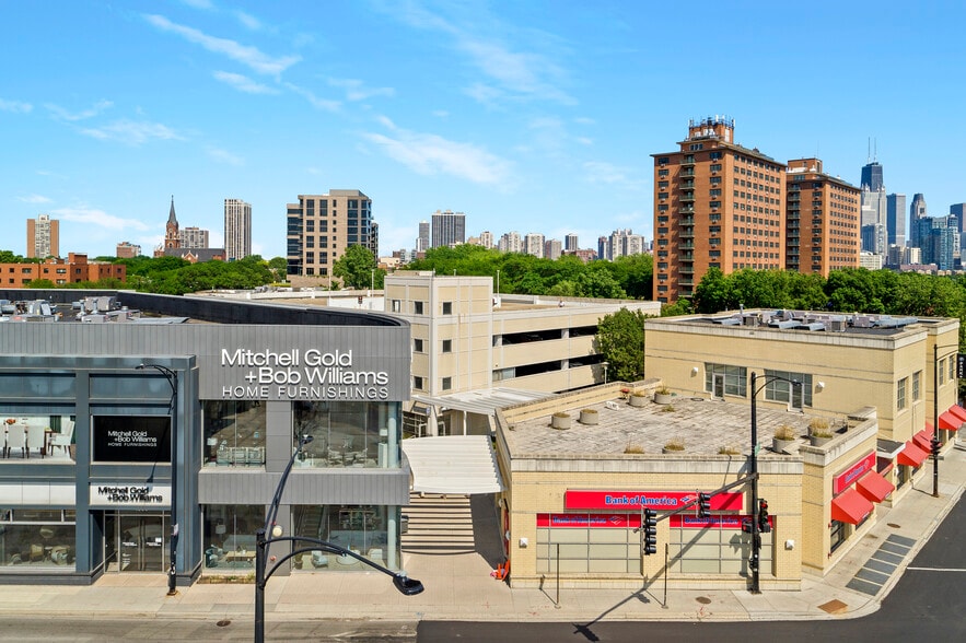 More Photos Of 755 W North Ave, Chicago Unknown For Lease