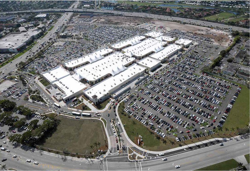 More Photos Of 1721-1865 Palm Beach Lakes Blvd, West Palm Beach Freestanding For Lease